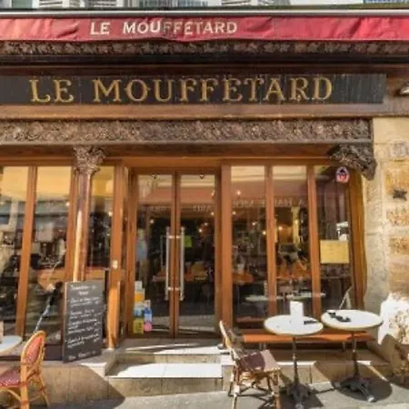 Zoe - Design 2br Mouffetard Paris