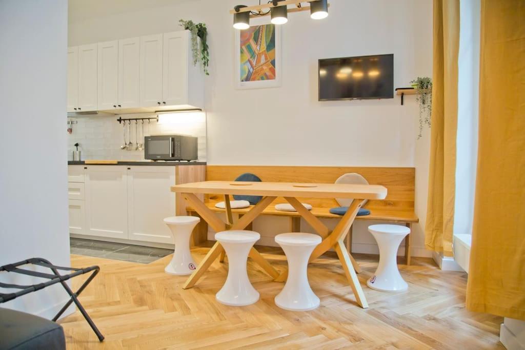 Fully Renovated Historic In Heart Mouffetard Appartamento